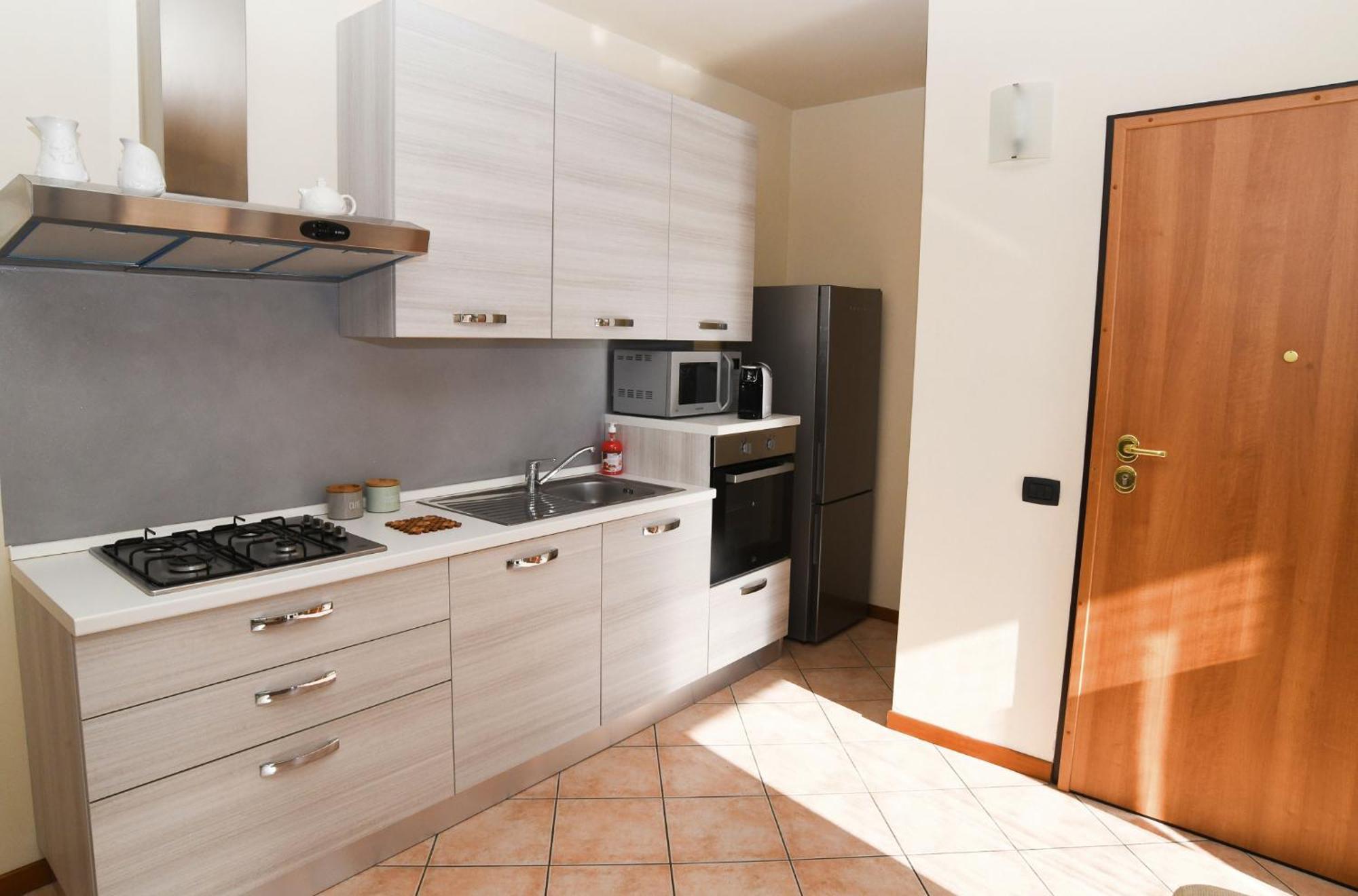 Rovato Entire Apartment In The Capital Of Franciacorta Bagian luar foto