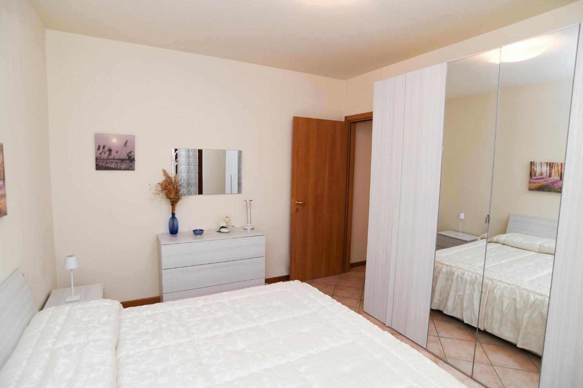 Rovato Entire Apartment In The Capital Of Franciacorta Bagian luar foto